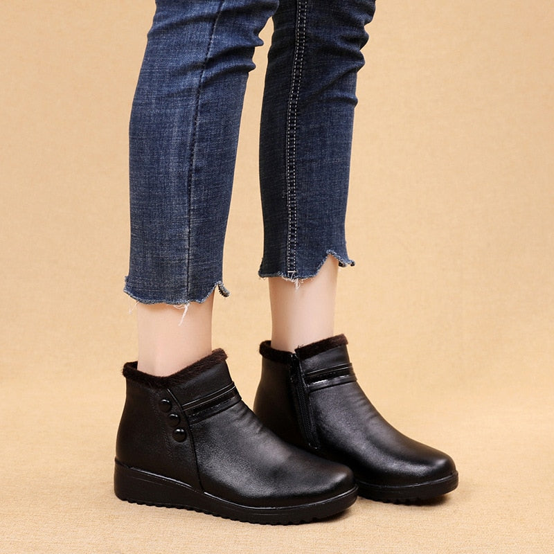 Bota Couro de Inverno Peluciado - Hellena - (Promoção de Inverno 2025)