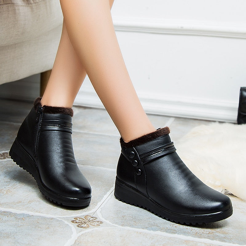 Bota Couro de Inverno Peluciado - Hellena - (Promoção de Inverno 2025)