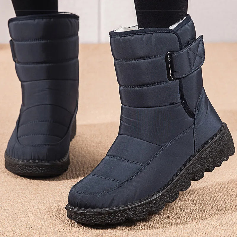 Bota Feminina Estilo Coreano com Cano Curto