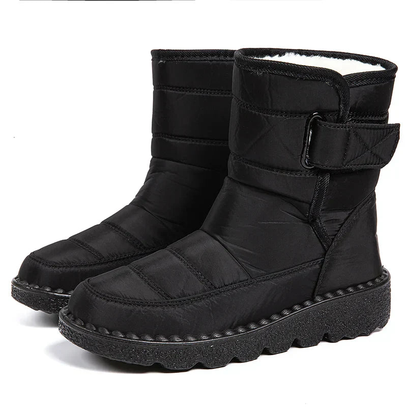 Bota Feminina Estilo Coreano com Cano Curto
