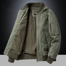 Jaqueta Masculina Estilo College Americana com Forro Grosso Design Bomber – (Promoção de Inverno 2025)
