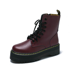 Bota Feminina de Cano Curto com Cadarço (Promoção de Inverno 2025)