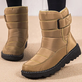 Bota Feminina Estilo Coreano com Cano Curto