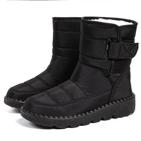 Bota Feminina Estilo Coreano com Cano Curto