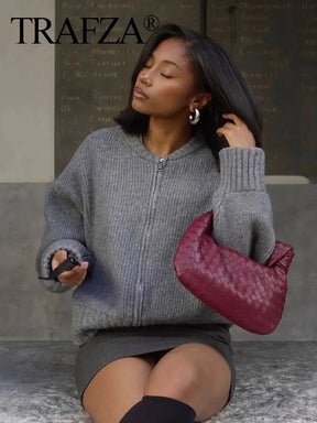 Casaco Feminino Vintage de Malha com Zíper e Gola Redonda - (Promoção de Inverno 2025)