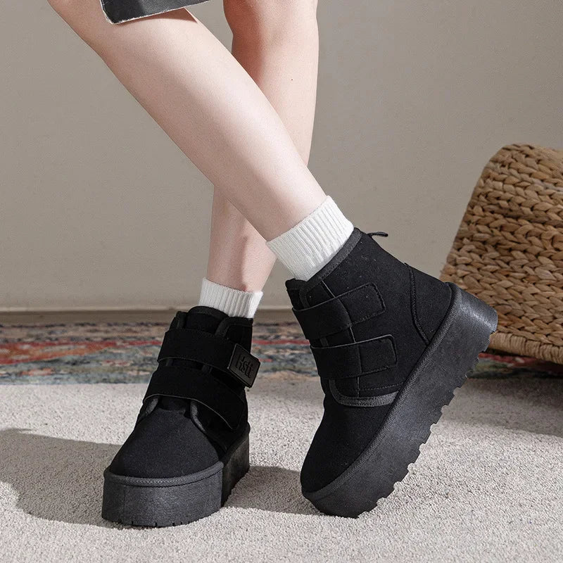 Bota Feminina Curta Forrada com Algodão Térmico – (Promoção de Inverno 2025)