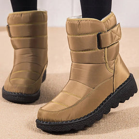 Bota Feminina Estilo Coreano com Cano Curto