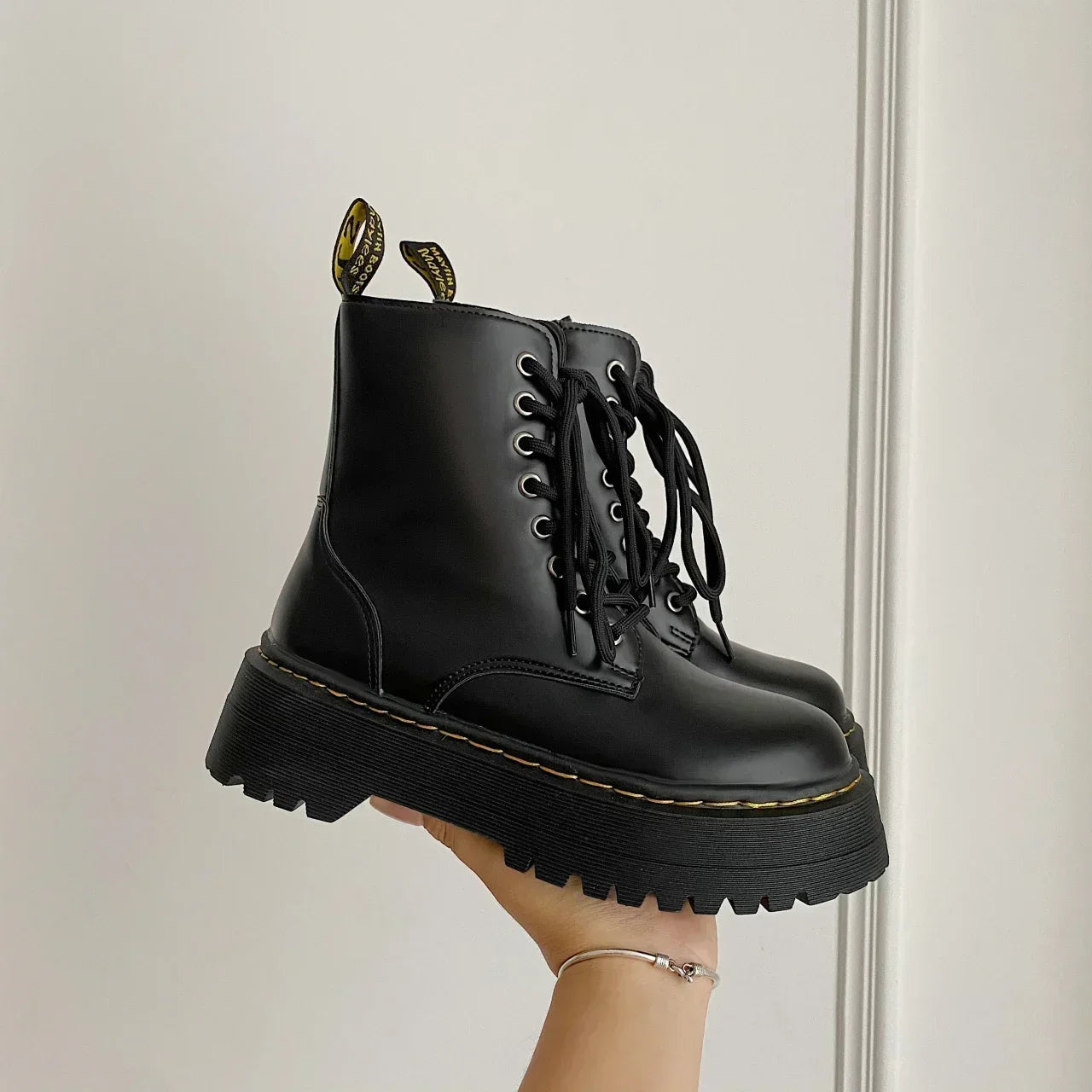 Bota Coturno de Couro Feminina Trend - LP MINDSET