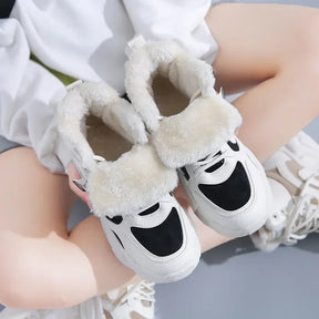 Bota Feminina Para Inverno Estilo Tênis com Forro de Algodão